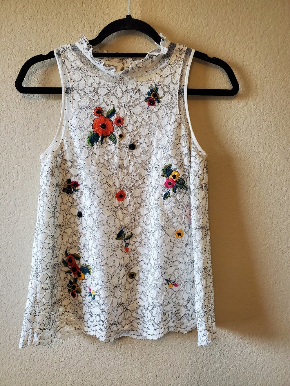Anthropologie Maeve Macie White Lace Floral Embroidery Tank Top